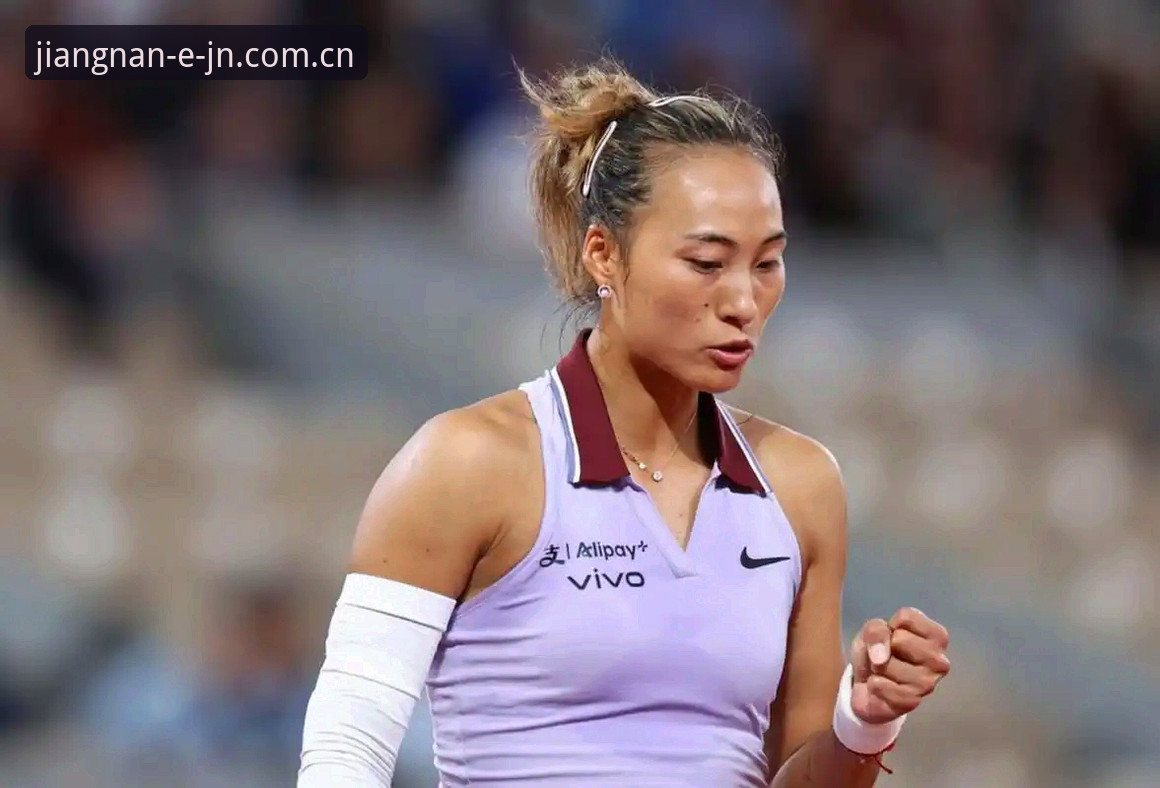JN官方客户端手机版 2026法网女单签表深度分析:中国金花郑钦文的保分突围战与新格局展望
